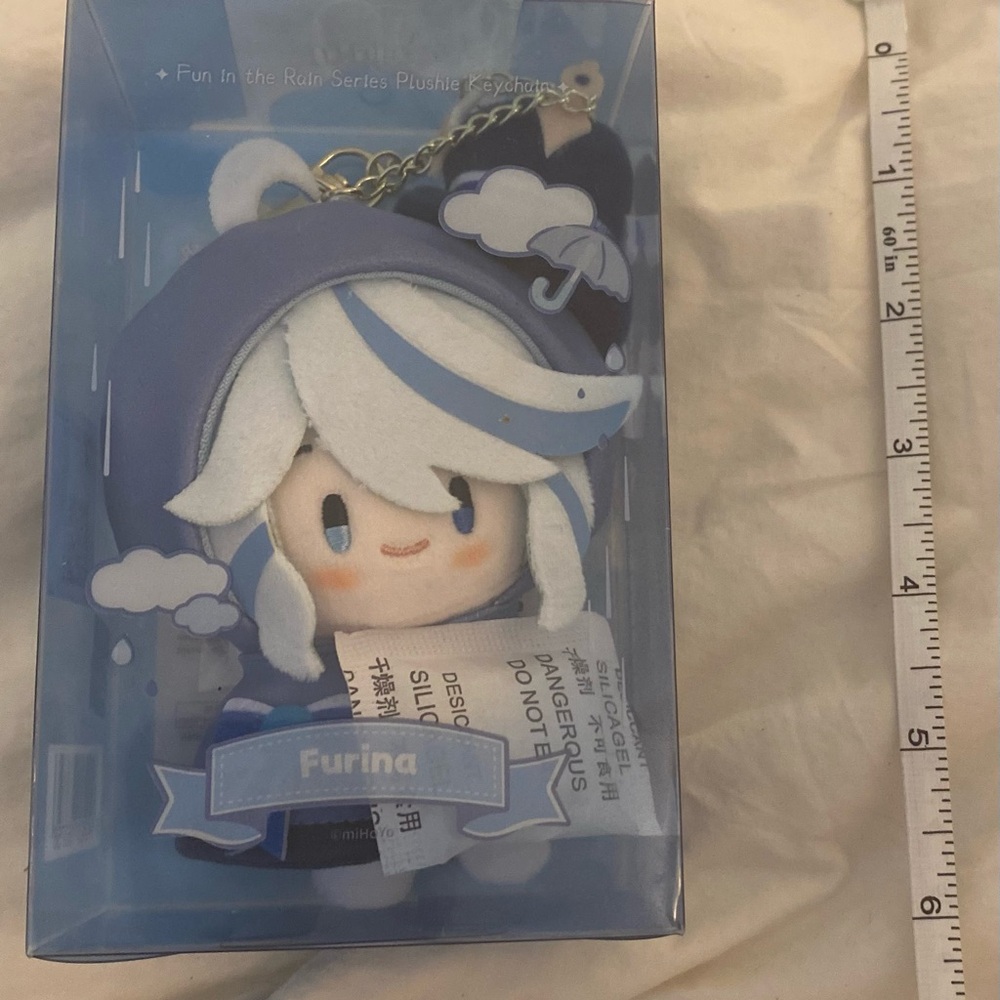 Furina Genshin Impact Plush Keychain Fun in the Rain Series miHoYo - Picture 5 of 7